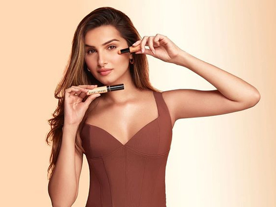 Enticing Looks Of Tara Sutaria